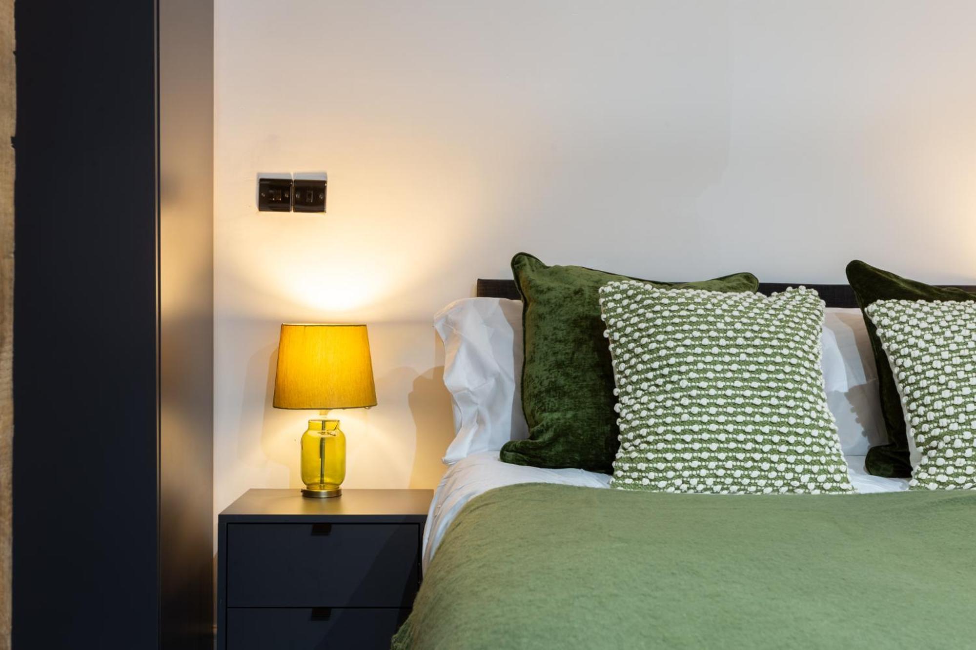 Bradford Luxury Central Apartment Bagian luar foto