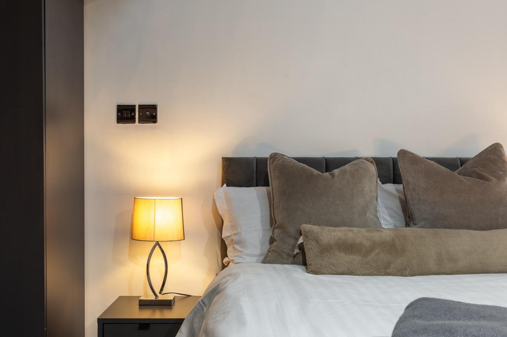 Bradford Luxury Central Apartment Bagian luar foto